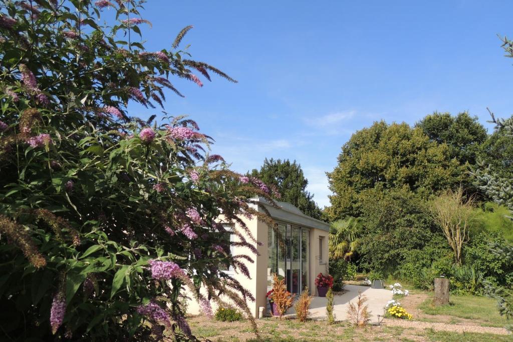 La Roulotte Du Domaine De Meigné Exterior foto