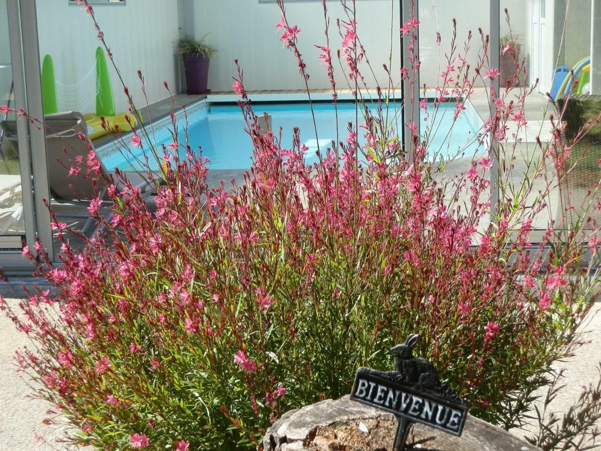 La Roulotte Du Domaine De Meigné Exterior foto